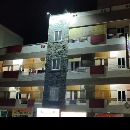 Bed and Breakfast Sar Raj S R Residency Веллуру Екстер'єр фото