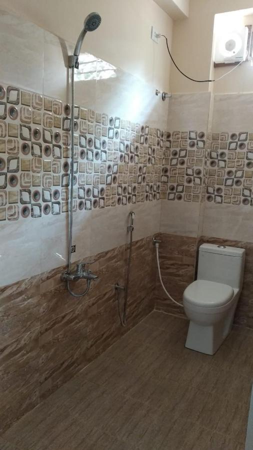 Bed and Breakfast Sar Raj S R Residency Веллуру Екстер'єр фото